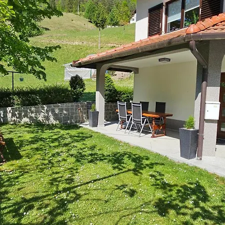 Apartma Apartma Smarnica Slap ob Idrijci